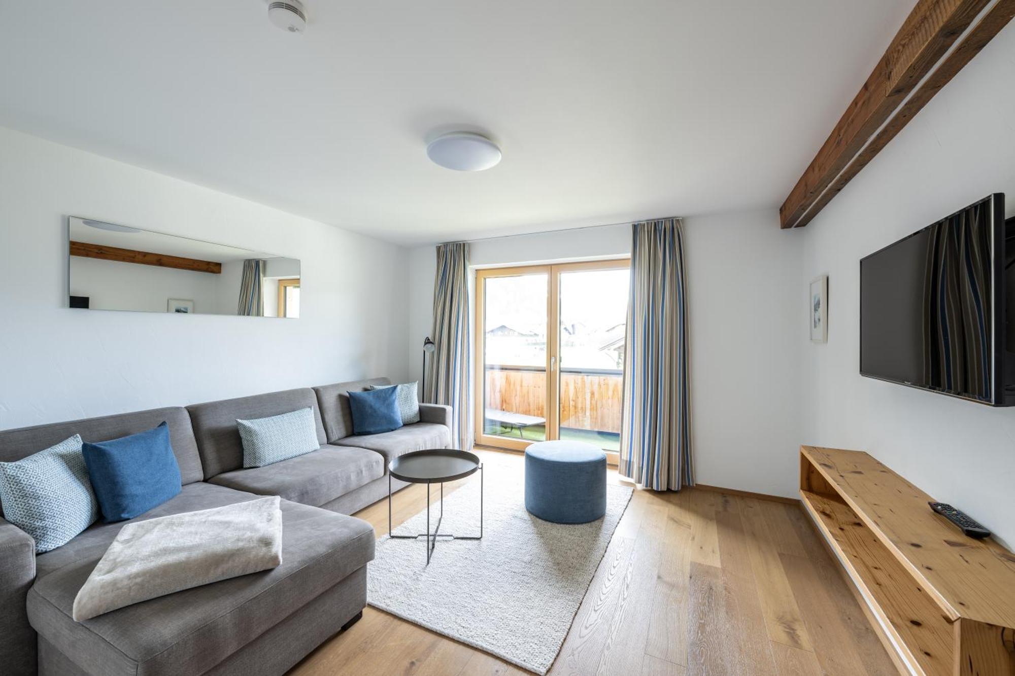 Haus Tannberg Appartement Riezlern Buitenkant foto